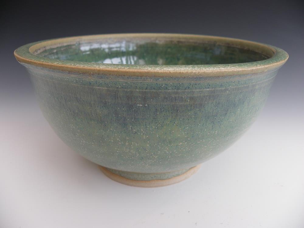 Large salad bowls,
Stoneware. Sizes vary.